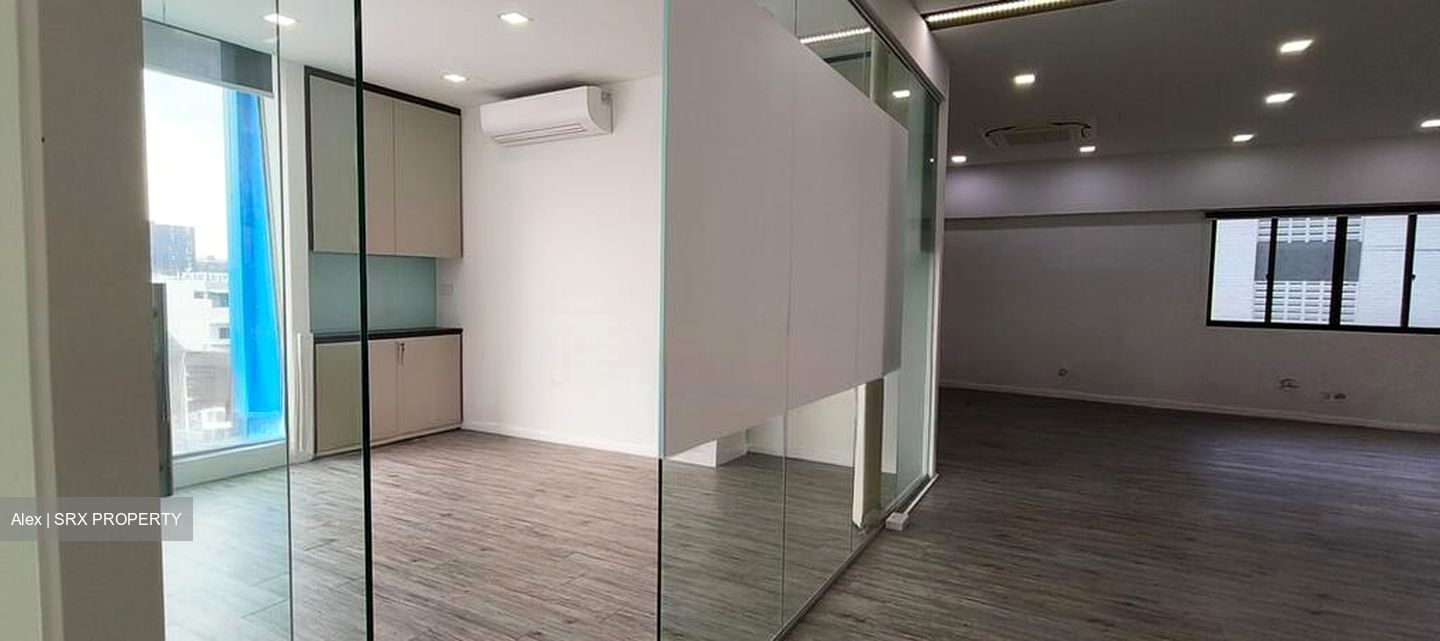 Unipet Building (D13), Office #572981981